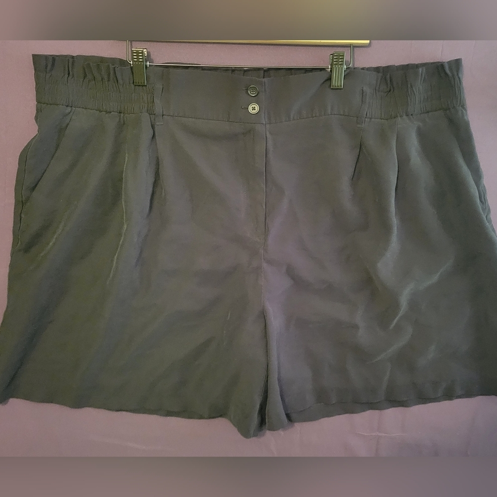 Simply Vera Vera Wang High Waist Black Shorts